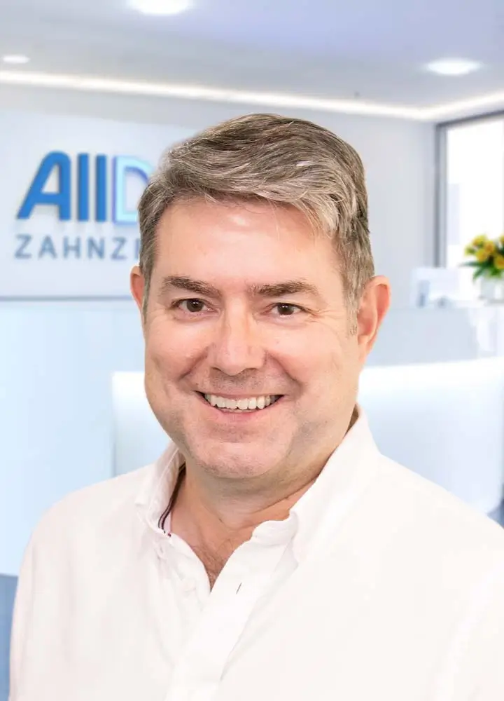 Portrait zahnärztlicher Oberarzt Ralf Preisler (AllDent Augsburg)
